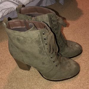 NEVER WORN lace up booties